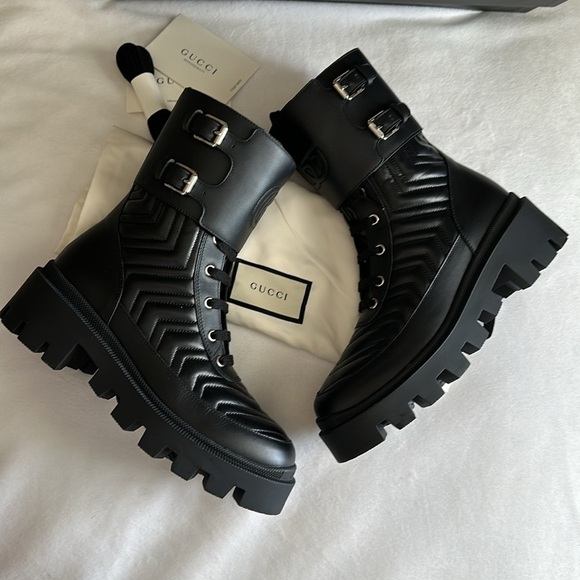 GUCCI Nappa Frances Interlocking GG Black Leather Combat Boots 8 Made in Italy - Picture 3 of 9